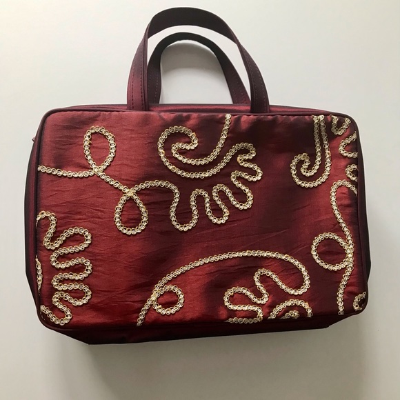 Burgundy Toiletries Travel Bag - Picture 2 of 8